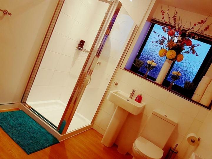 Yvi's 2-3 Bedroom Town Apartment Inverurie